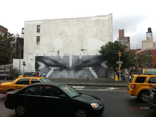deitch-proojects-wall-houston-bowery-streets-new-york-city-art-work-mural-photography-street-eyes-summer-2011-1