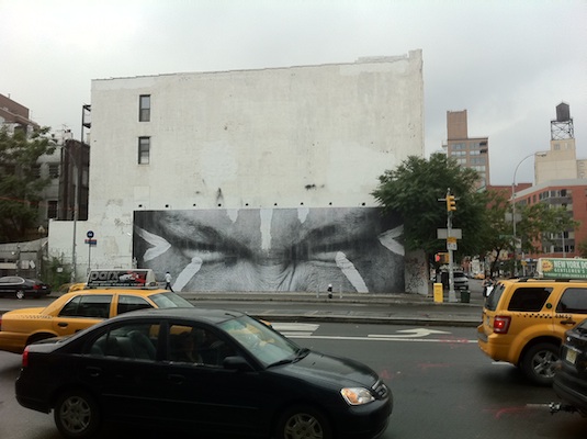 deitch-proojects-wall-houston-bowery-streets-new-york-city-art-work-mural-photography-street-eyes-summer-2011-2